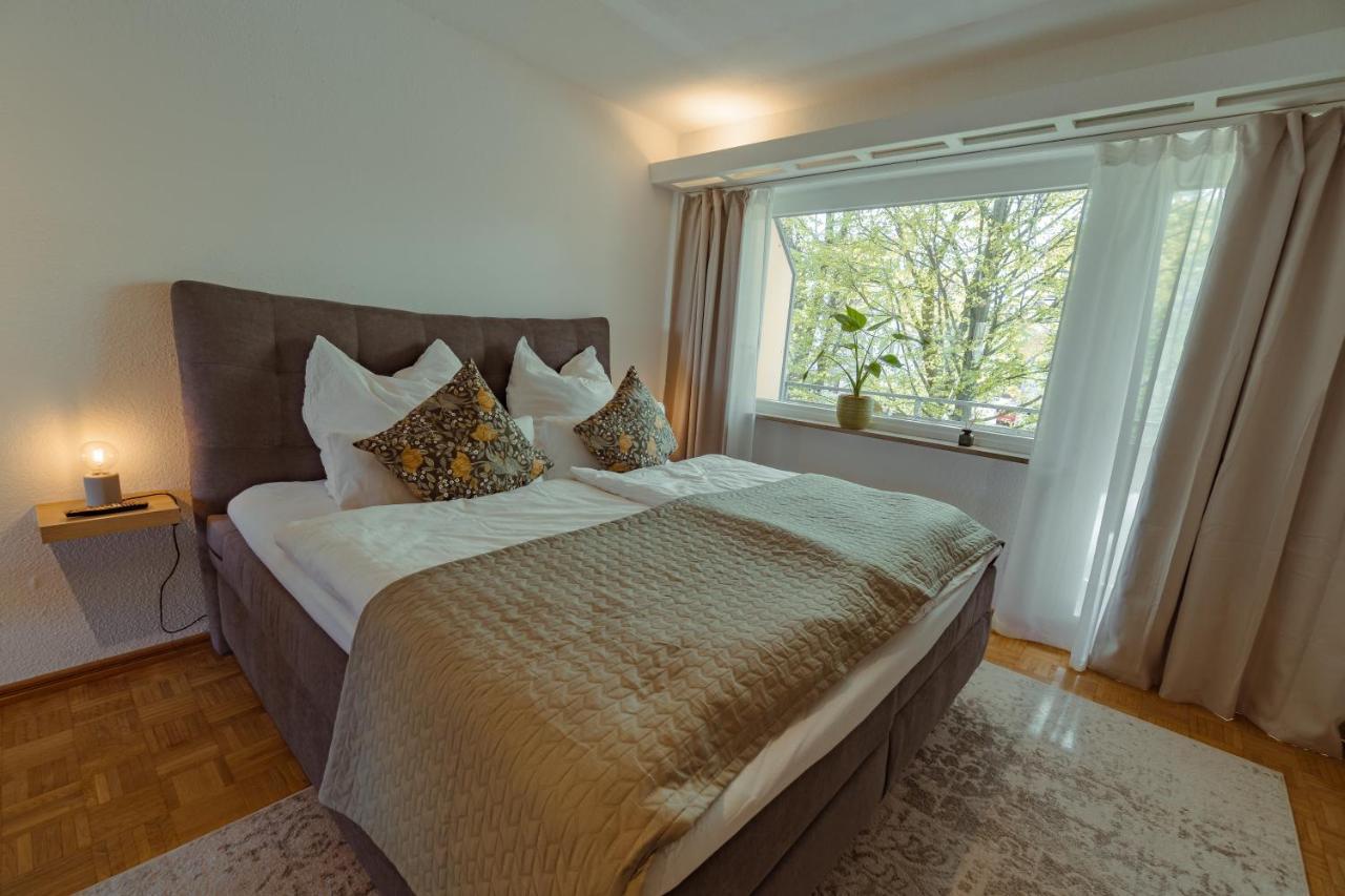 Studio Apartment Mit Parkplatz Oberesslingen Luaran gambar