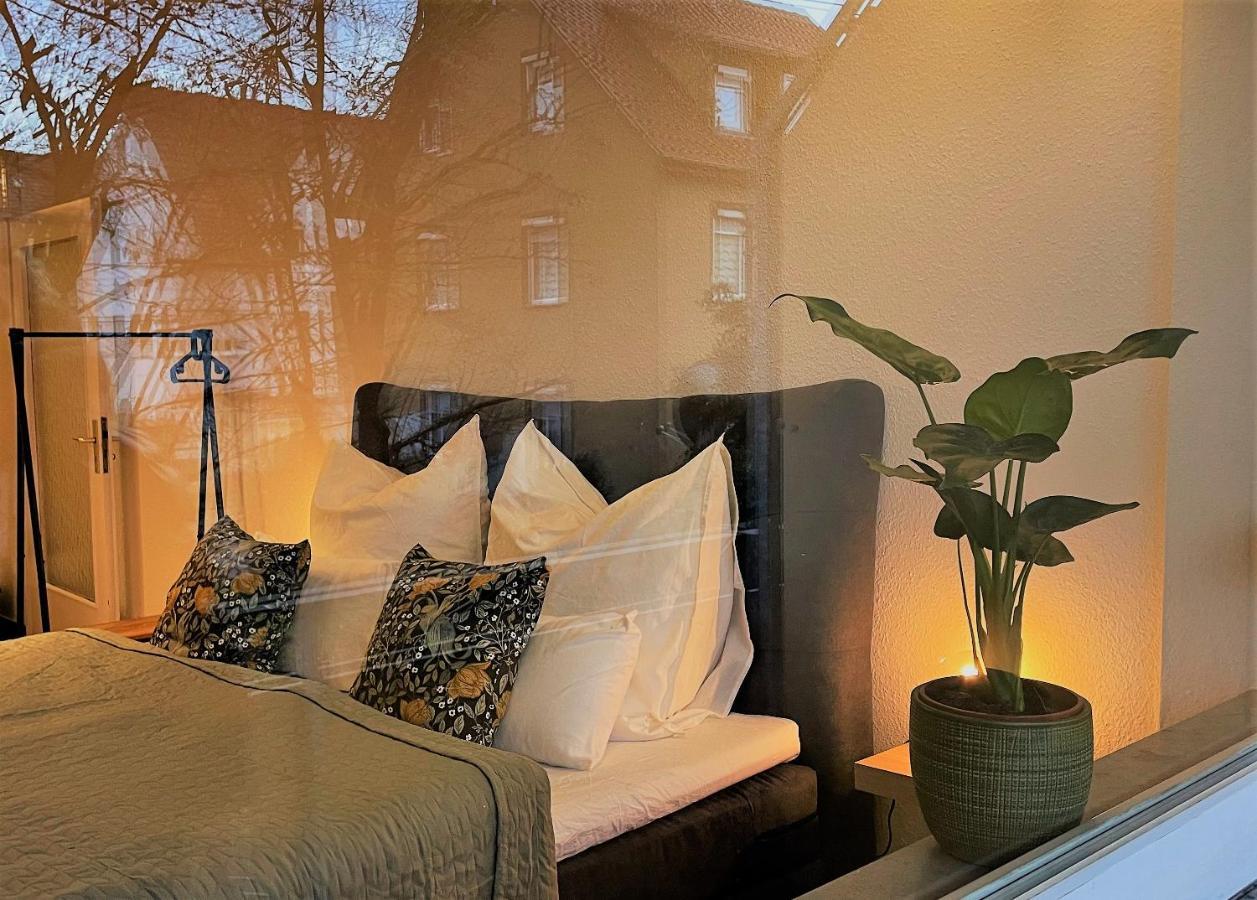 Studio Apartment Mit Parkplatz Oberesslingen Luaran gambar